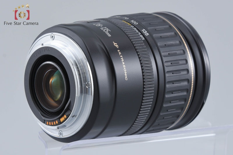 Canon EF 28-135mm f/3.5-5.6 IS USM