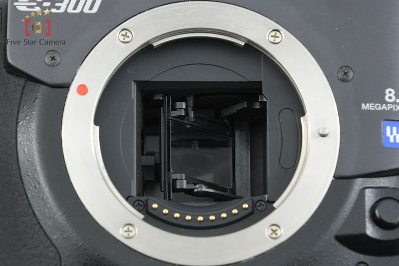 Olympus E-300 8.0 MP DSLR Camera 14-45 40-150 Lenses