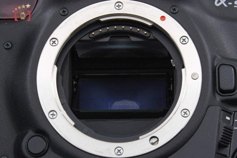 Minolta α-9 Maxxum 9 Dynax 9 35mm SLR Film Camera