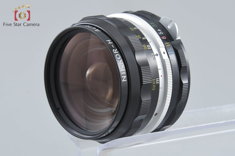 Nikon NIKKOR-H Auto 28mm f/3.5 Non Ai Lens