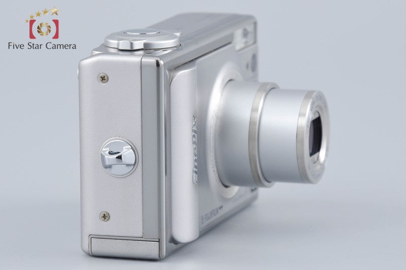 Fujifilm FinePix F11 6.3 MP Digital Camera