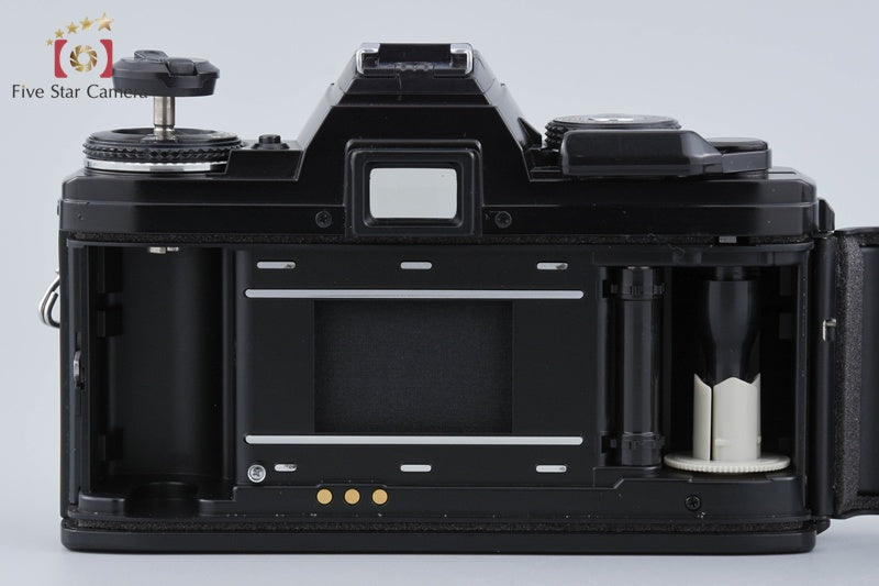 Minolta New X-700 35mm SLR Film Camera Body