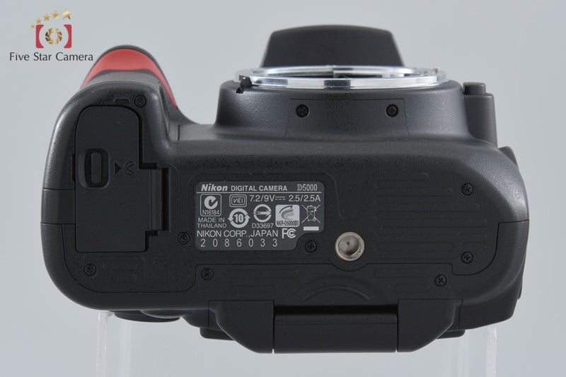 "Shutter count 1,478" Nikon D5000 12.3 MP DSLR Camera Body
