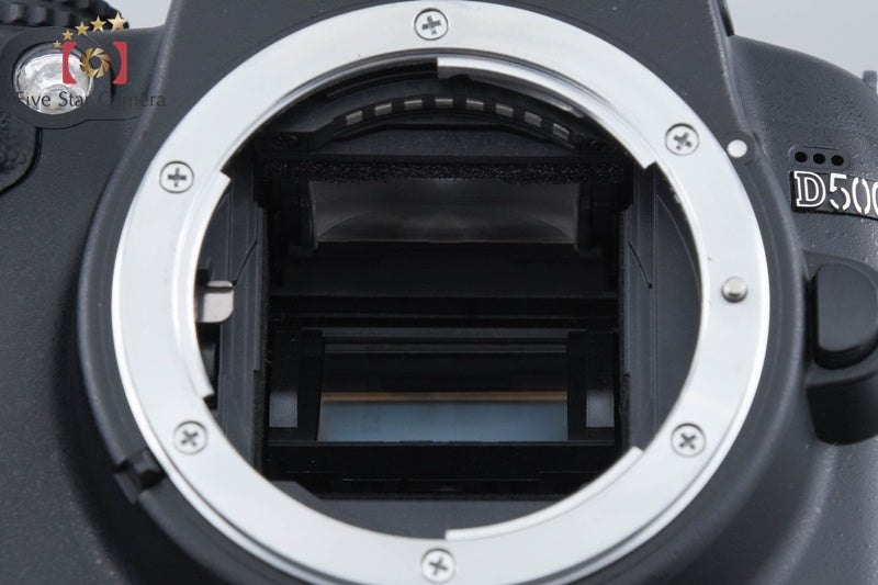 Nikon D5000 12.3 MP DSLR Camera 18-55 VR Lens