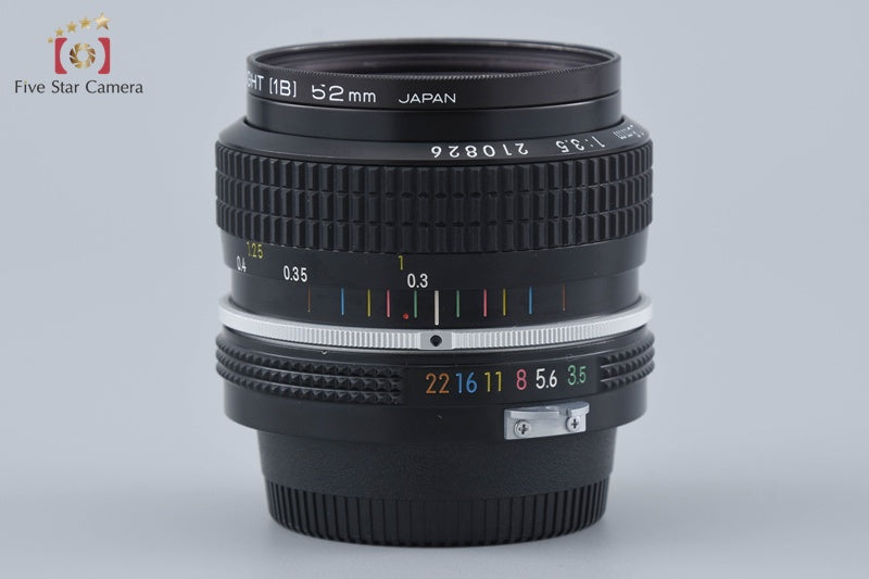 Nikon New NIKKOR 28mm f/3.5 Non Ai Lens