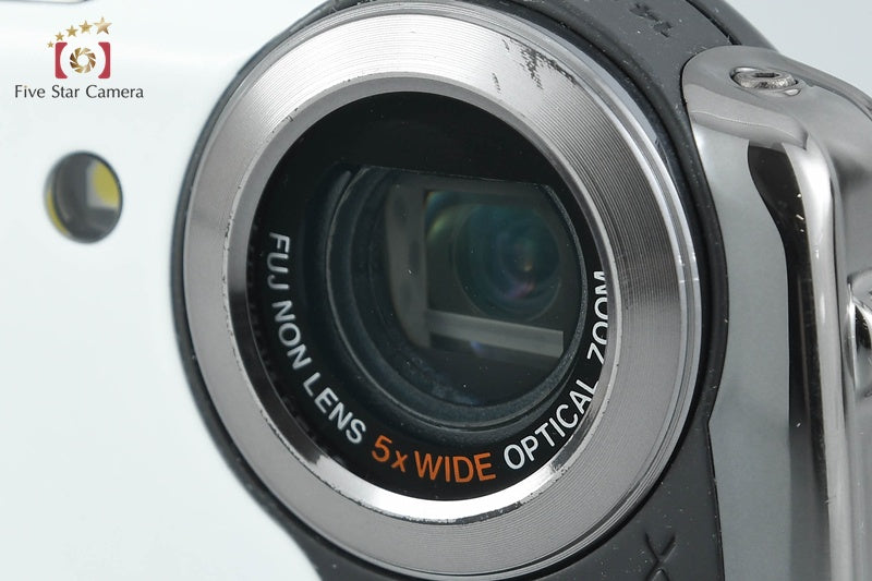 Fujifilm FinePix XP30 White 14.2 MP Digital Camera