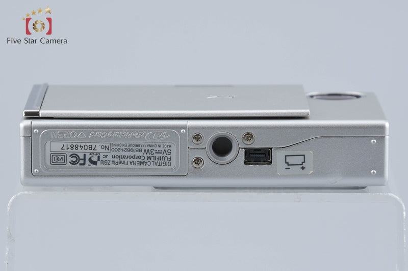 Fujifilm FinePix Z5fd Silver 6.3 MP Digital Camera