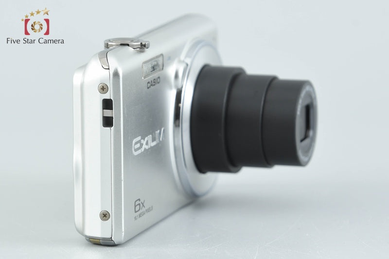 Casio EXILIM EX-Z880 Sillver 16.1 MP Digital Camera