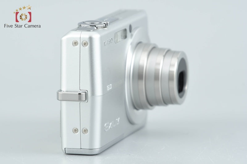 Casio EXILIM ZOOM EX-Z600 Silver 6.0 MP Digital Camera w/ Box