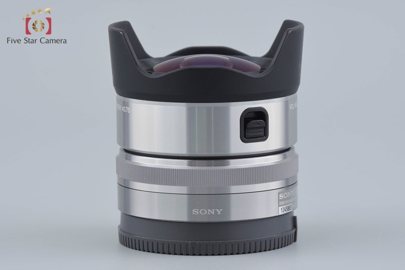 SONY E 16mm f/2.8 SEL16F28 + VCL-ECU1 Ultra Wide Converter 0.75x