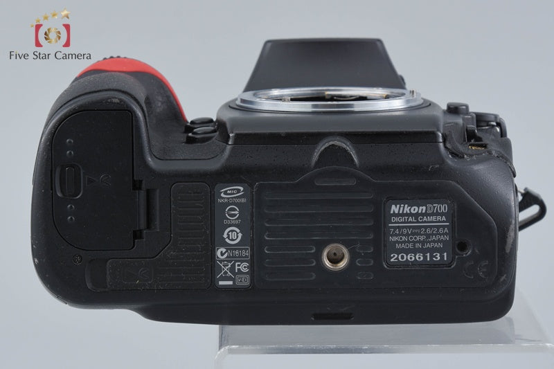Nikon D700 12.1 MP Digtal SLR Camera Body