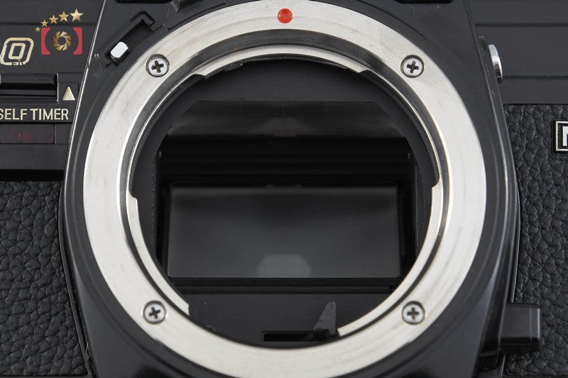 Minolta X-700 35mm SLR Film Camera Body