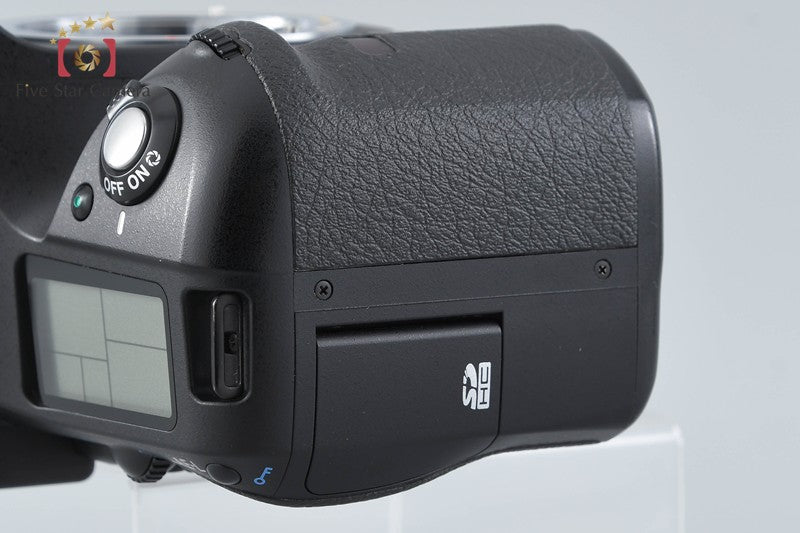 PENTAX K10D 10.2 MP DSLR Camera Body
