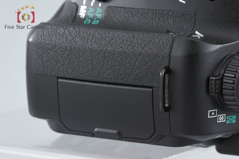 PENTAX K10D 10.2 MP DSLR Camera Body