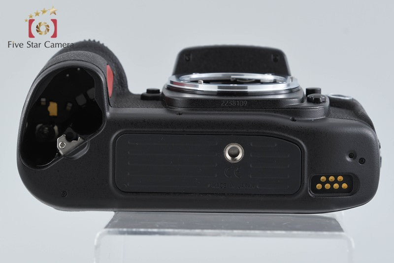 Nikon F100 35mm SLR Film Camera + MB-15 Multi Power Battery Pack