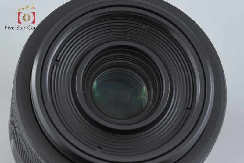 Canon RF 35mm f/1.8 MACRO IS STM