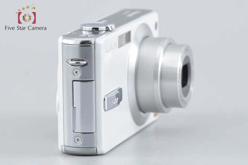 Panasonic LUMIX DMC-FX7 Pearl White 8.1 MP Digital Camera