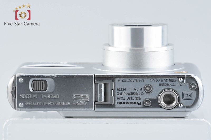 Panasonic LUMIX DMC-FX30 Precious Silver 7.2 MP Digital Camera