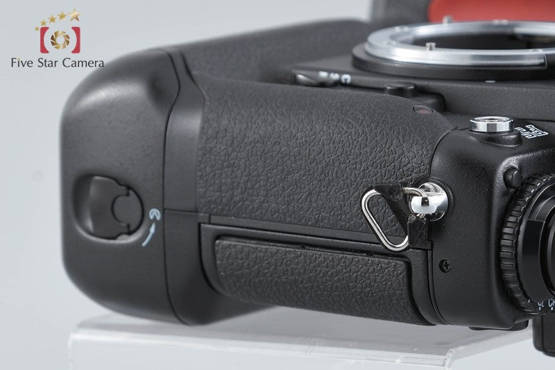 Nikon F5 35mm SLR Film Camera Body