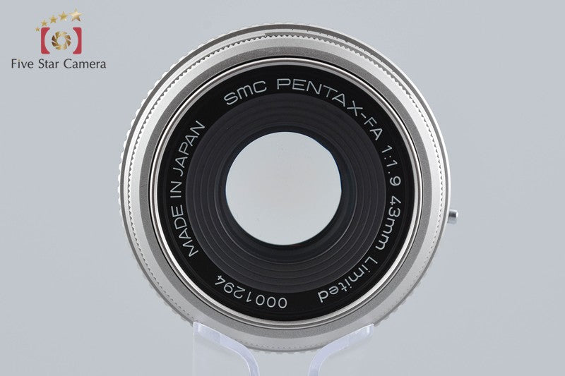 PENTAX SMC FA 43mm f/1.9 Limited Silver