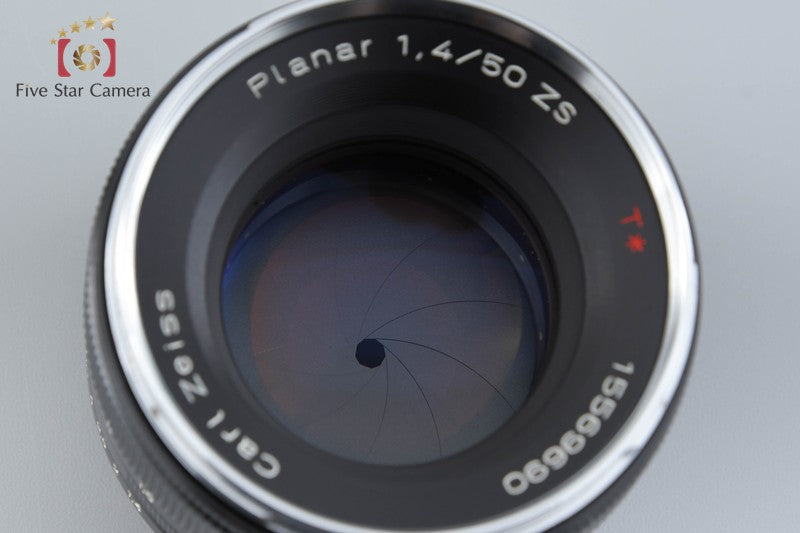 Carl Zeiss Planar 50mm f/1.4 ZS T* M42 Mount