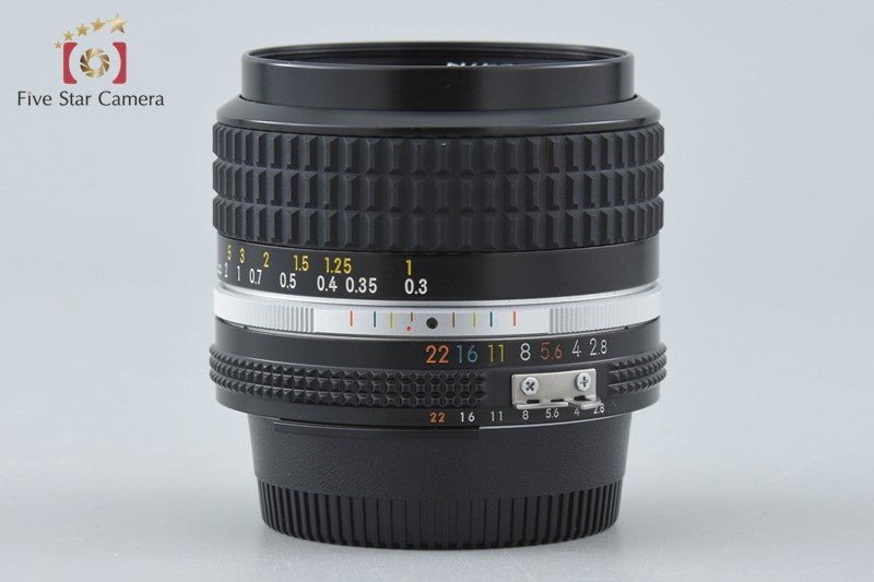 Nikon Ai-S NIKKOR 24mm f/2.8