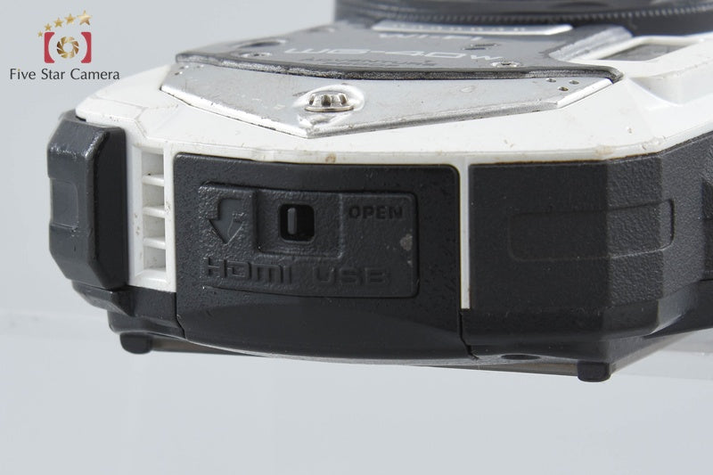 "Shutter count 4,077" Ricoh PENTAX WG-40W White 16.0 MP Waterproof Action Camera