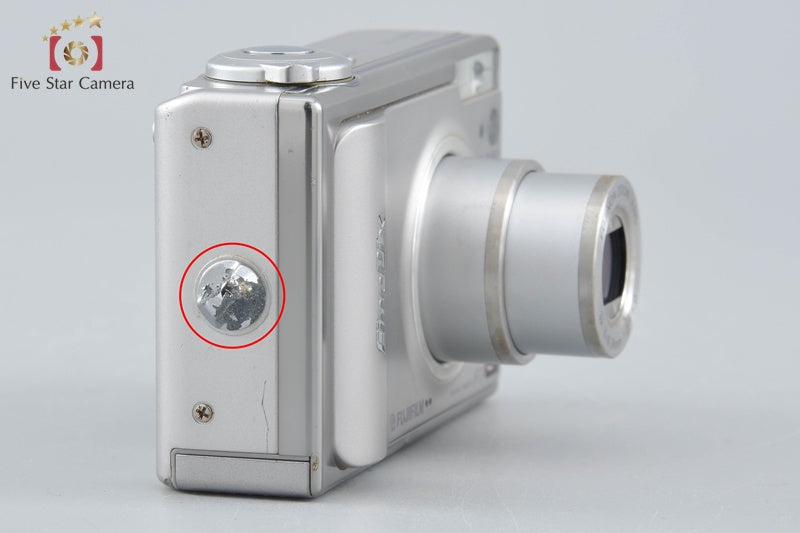 Fujifilm FinePix F11 6.3 MP Digital Camera