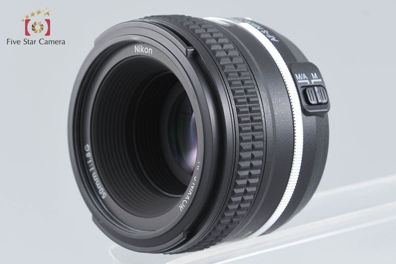 "Count 2,139" Nikon Df Silver 16.2 MP 50mm f/1.8 G Special Edition Kit w/ Box