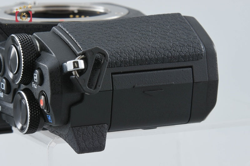 "Count 1,297" Olympus OM-D E-M5 Mark II Black 16.1 MP Digital Mirrorless Camera
