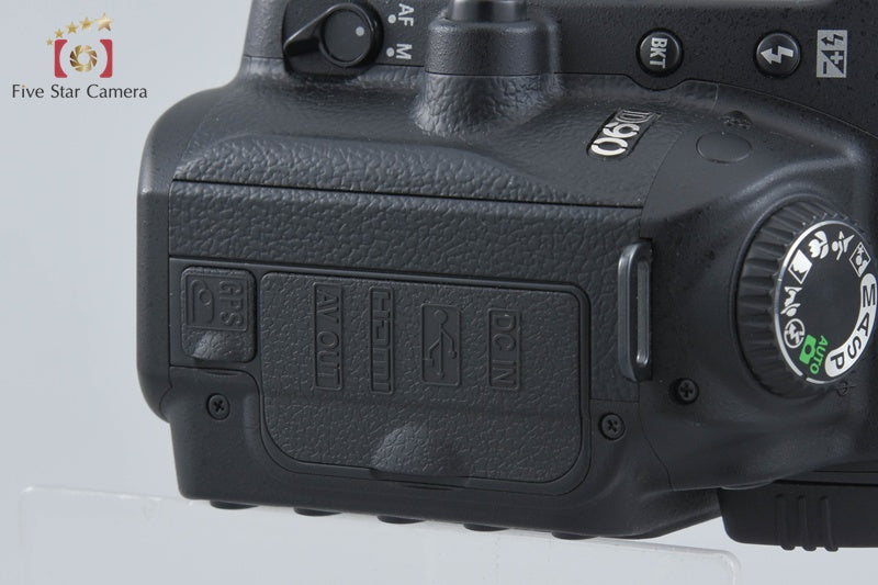 "Shutter count 1,751" Nikon D90 12.3 MP Digital SLR Camera Body w/ Box