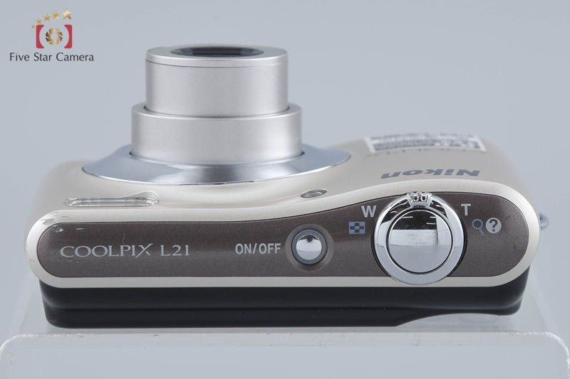 Nikon COOLPIX L21 Silver 8.0 MP Digital Camera