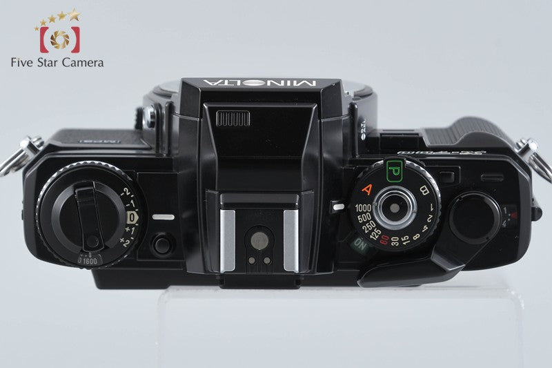 Minolta New X-700 35mm SLR Film Camera Body w/ Data Back