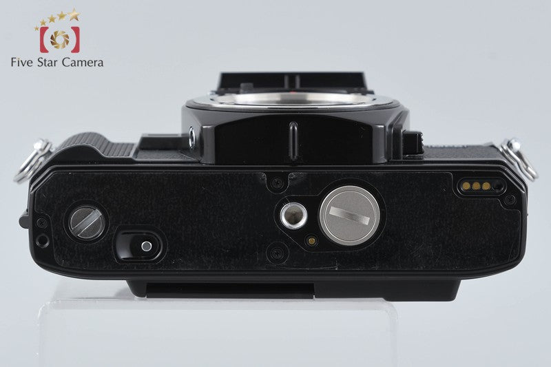 Minolta New X-700 35mm SLR Film Camera Body w/ Data Back
