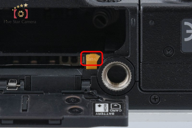 "Count 692" Ricoh GXR 10.0 MP Digital Camera + S10 24-72mm f/2.5-4.4 VC