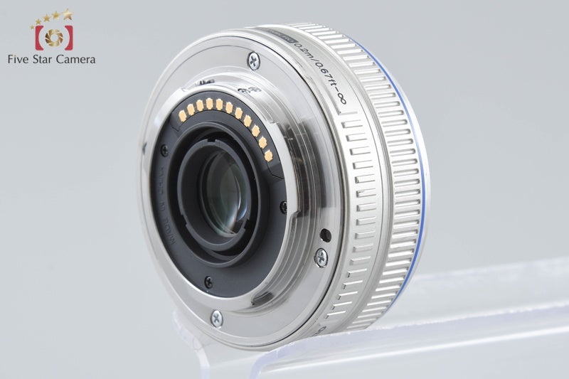 Olympus M.ZUIKO DIGITAL 17mm f/2.8 Silver
