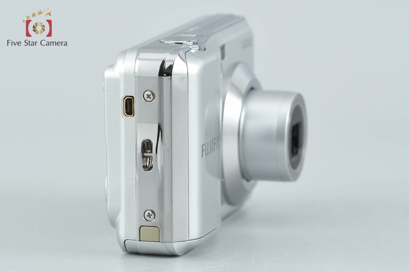 Fujifilm FinePix AV230 Silver 14.0 MP Digital Camera