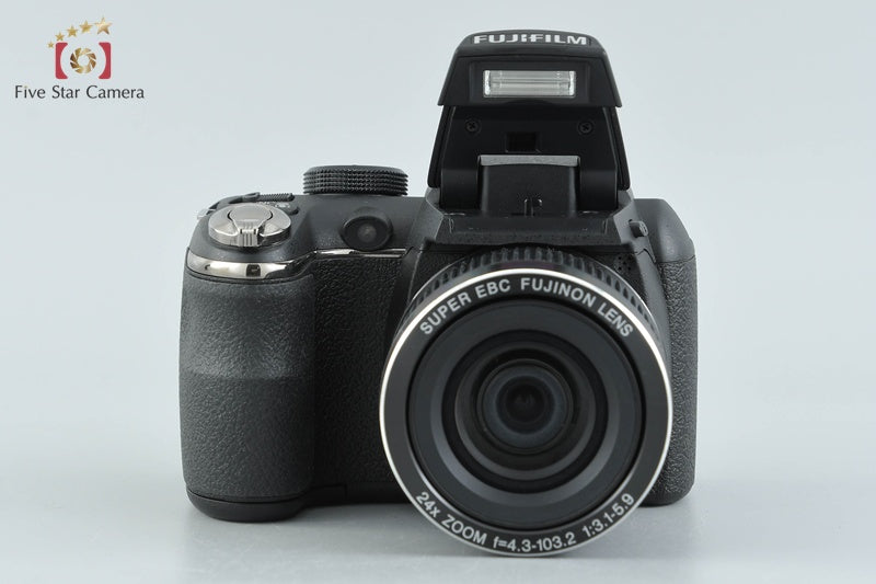 Fujifilm FinePix S3200 14.0 MP Digital Camera from Japan