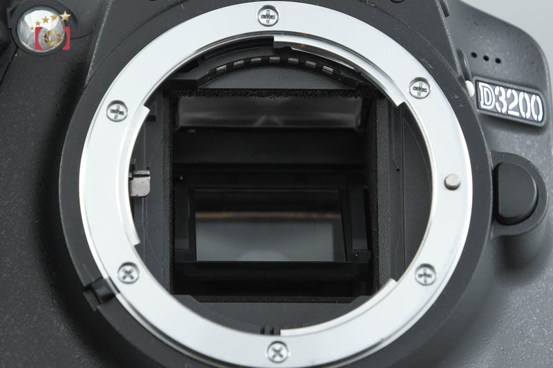 "Shutter count 2,936 " Nikon D3200 Black 24.2 MP DSLR 18-55 55-200 VR Lenses