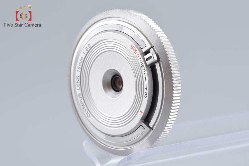 Olympus 15mm f/8 Body Cap Lens BCL-1580 Silver