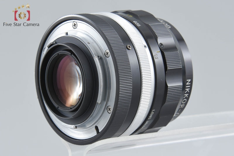 Nikon F2 Photomic Silver 35mm SLR + NIKKOR-O.C Auto 35mm f/2 Non Ai Lens