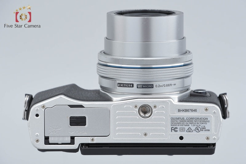"Shutter count 2,792" Olympus OM-D E-M10 Mark II Silver 16.1 MP 14-42 EZ Lens
