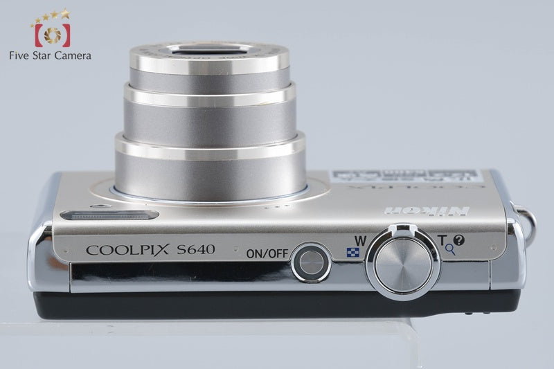 Nikon COOLPIX S640 Ice Silver 12.2 MP Digital Camera