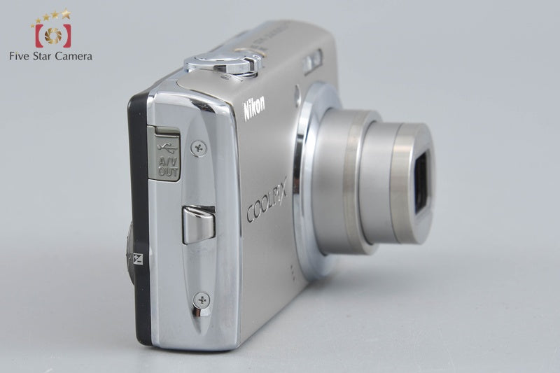Nikon COOLPIX S620 Silver 12.2 MP Digital Camera