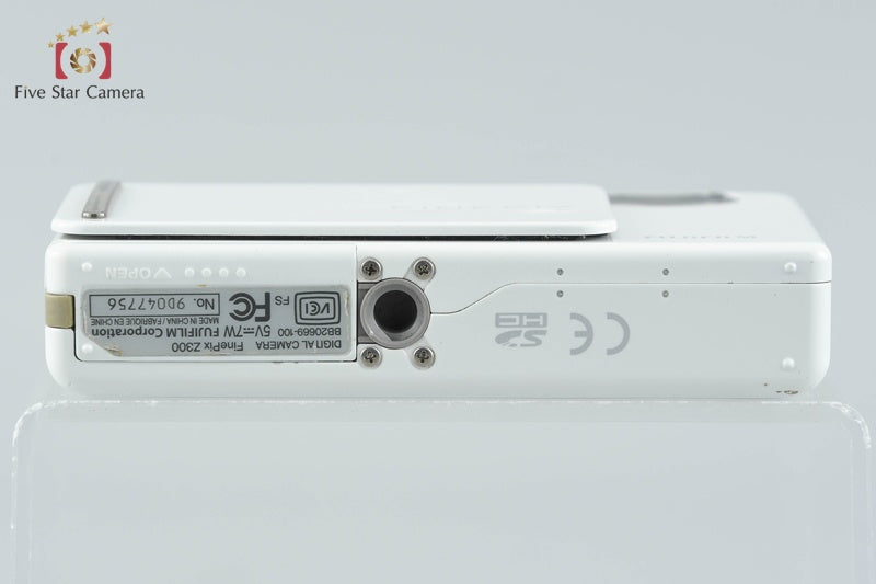 Fujifilm FINEPIX Z300 White 10.0 MP Digital Camera