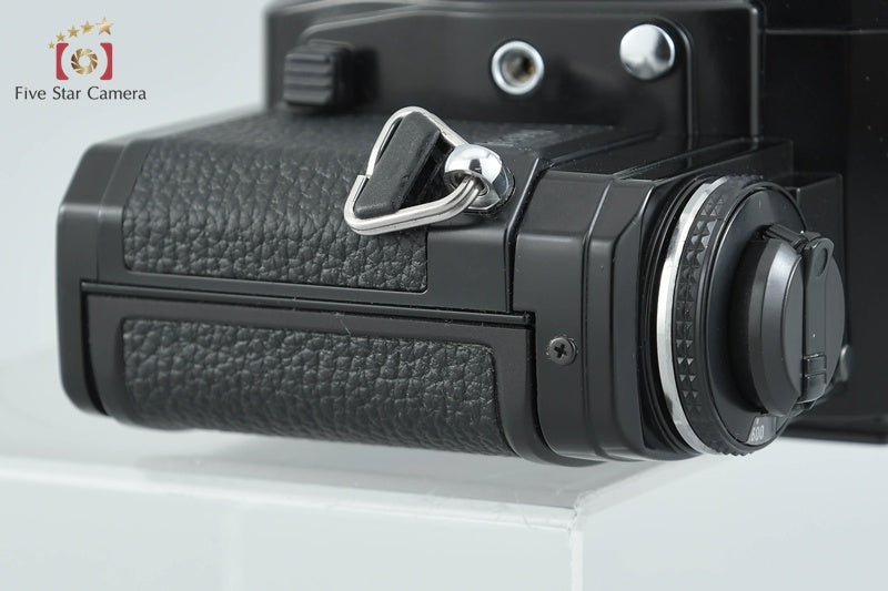 Minolta New X-700 35mm SLR Film Camera Body