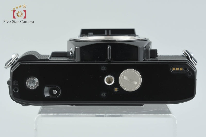 Minolta New X-700 35mm SLR Film Camera Body