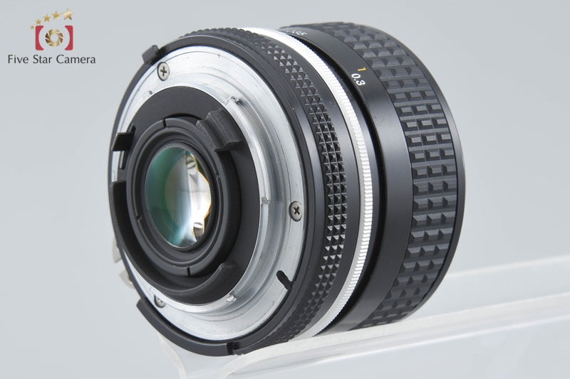Nikon Ai NIKKOR 28mm f/2.8