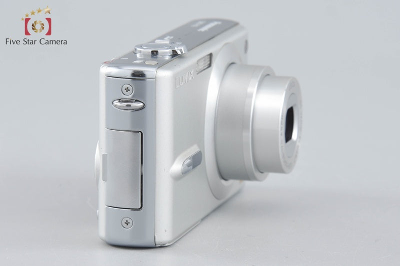 Panasonic LUMIX DMC-FX9 Silky Silver 6.0 MP Digital Camera