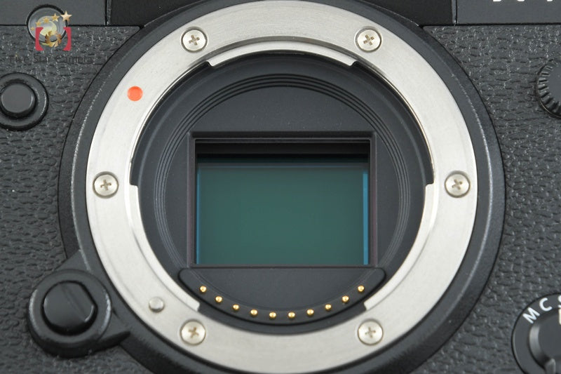 Fujifilm X-T2 Black 24.3 MP Digital Mirrorless Camera + VPB-XT2 Battery Grip